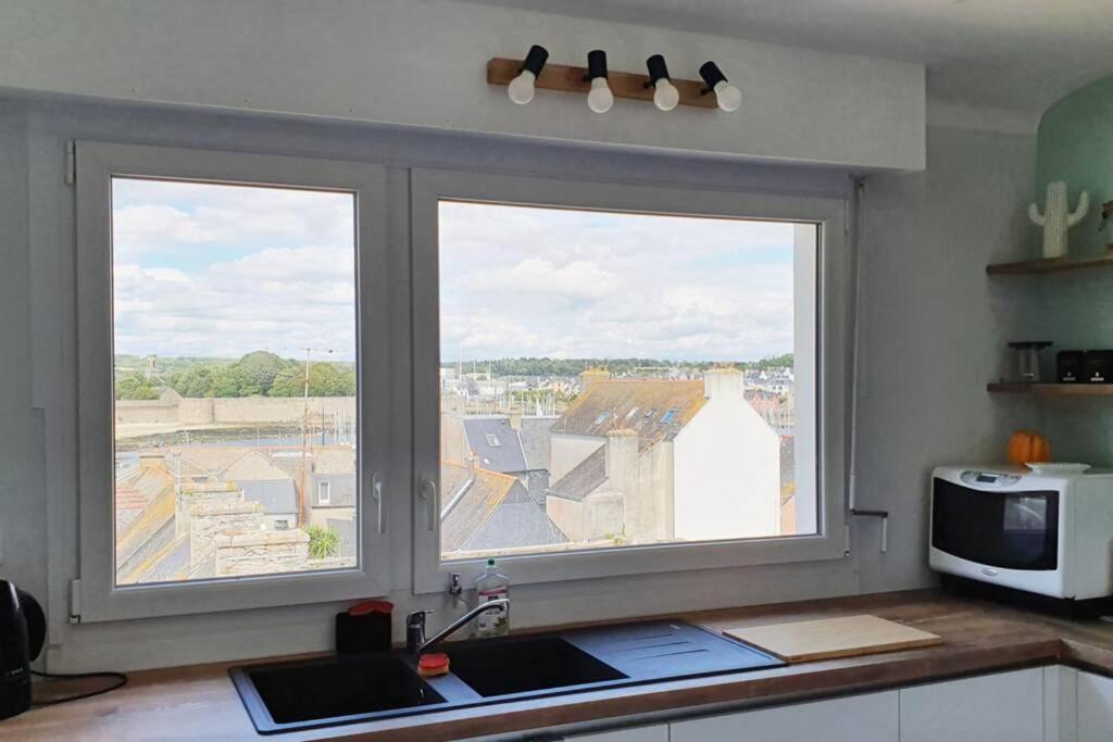 Le Phare De La Croix Pleine Vue Mer Centre Ville Concarneau Exteriör bild